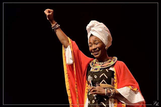 NIK_990288-ps Fatoumata Diawara 31-01-2019 (Zz) (p).jpg